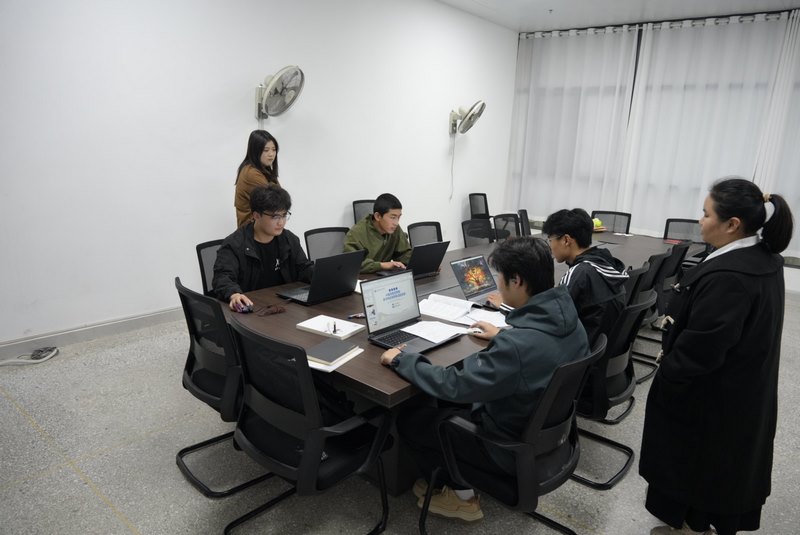 51411b2e3e1198e3ba6648f8d8a33fe1.jpg 51411b2e3e1198e3ba6648f8d8a33fe1.jpg