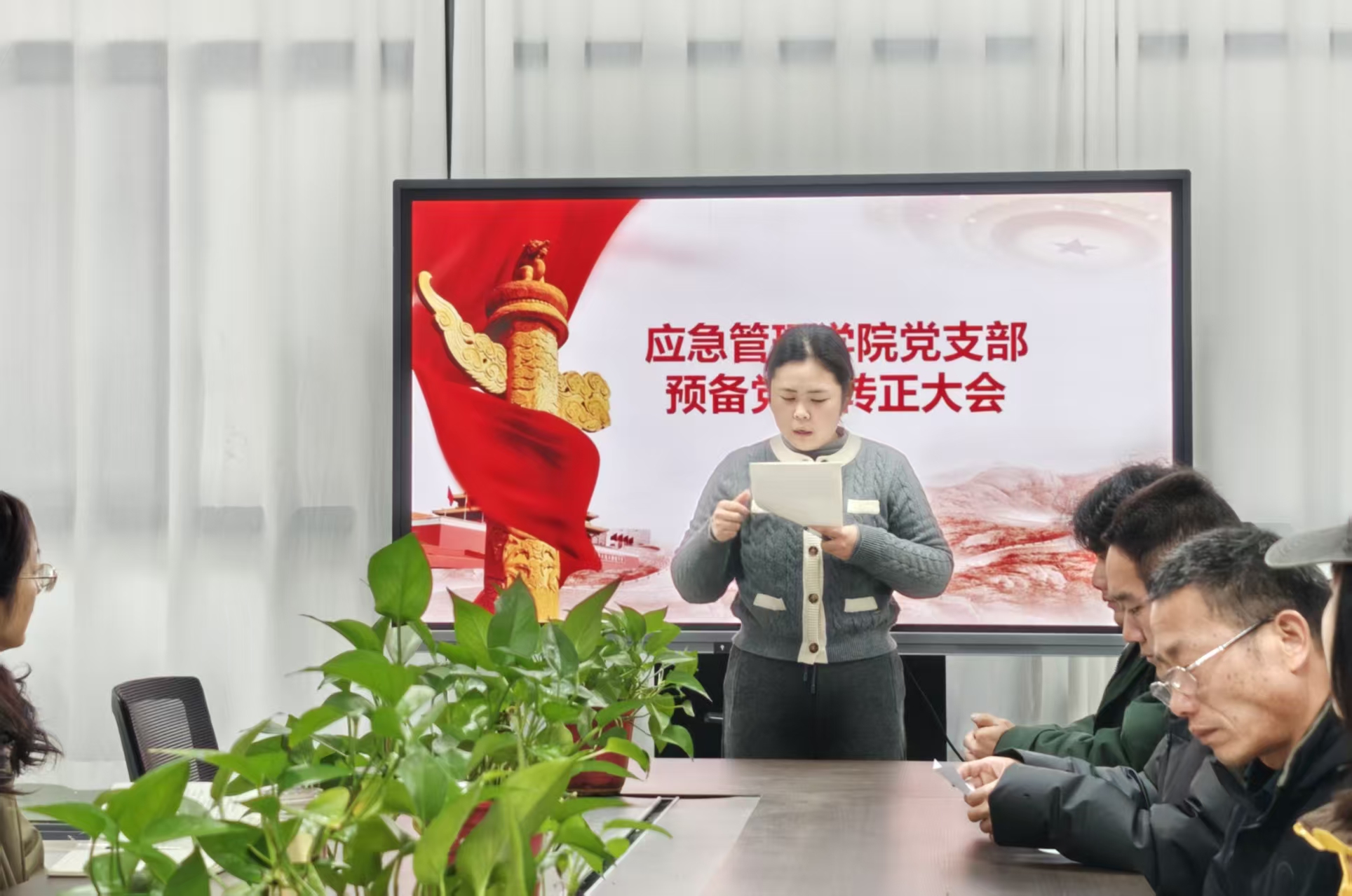 e22739c5ebfc5bb284a8e78883abaa79.jpg e22739c5ebfc5bb284a8e78883abaa79.jpg