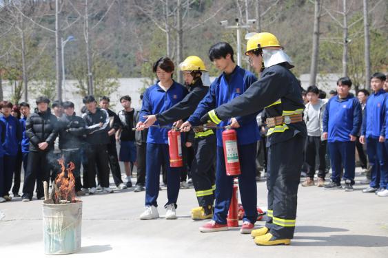 图片4444.jpg 图片4444.jpg