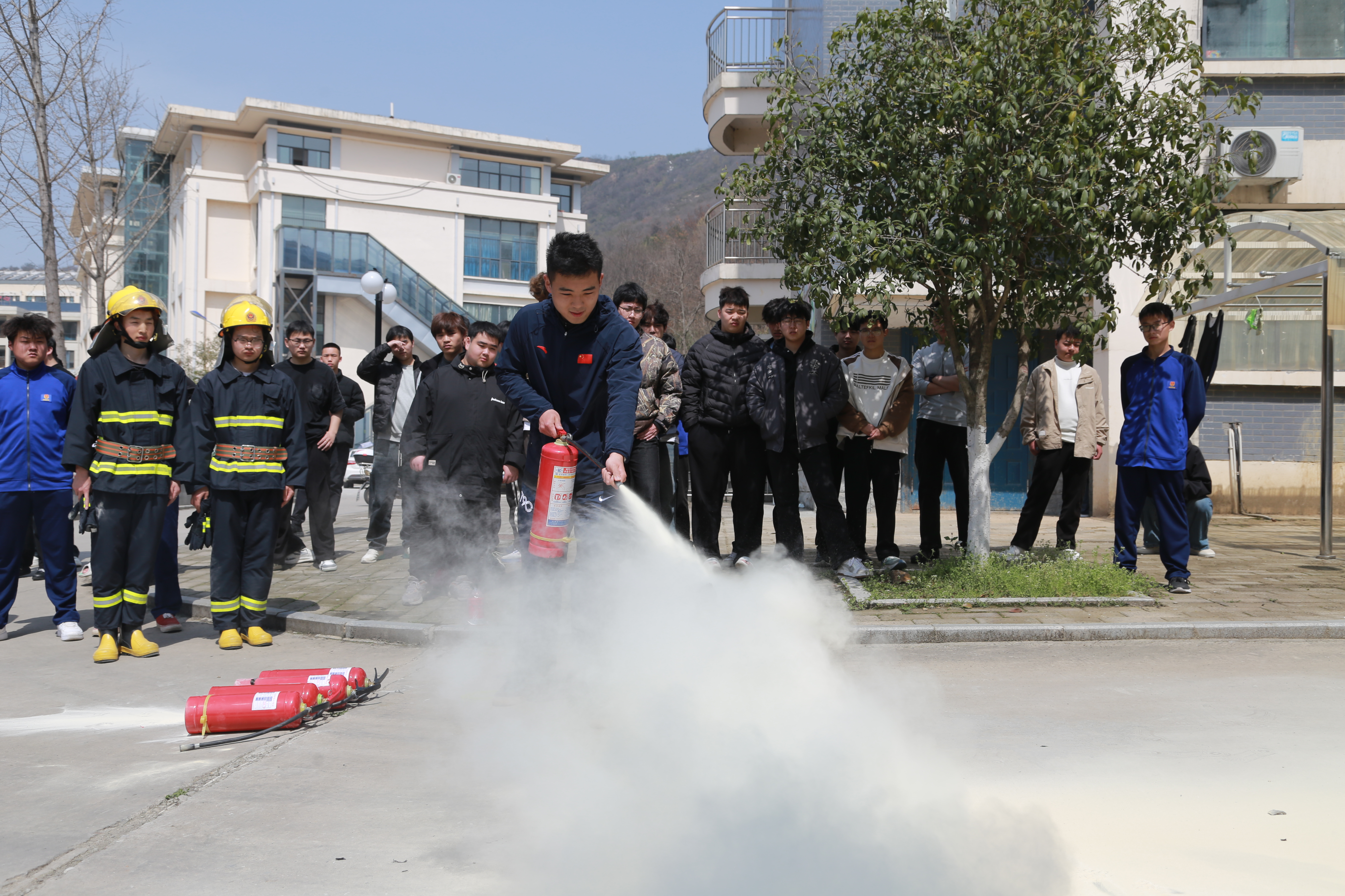 图片22221.jpg 图片22221.jpg